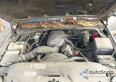 2002 Chevrolet Silverado 1500 Ls from USA, damaged, VIN 2GCEC19V021167175